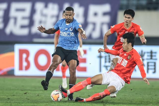 近11年最差法国？1数据已锁定意大利不败晋级