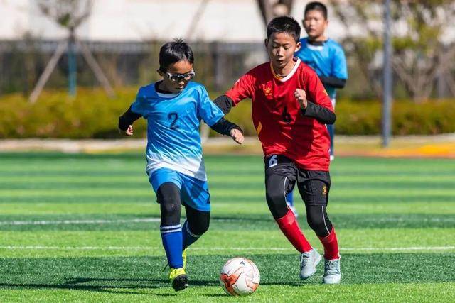 邵佳一调整见效 青岛西海岸五轮不败+进球数第一